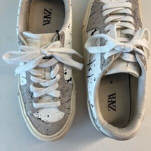 Zara Cream and Black Splatter Sneakers